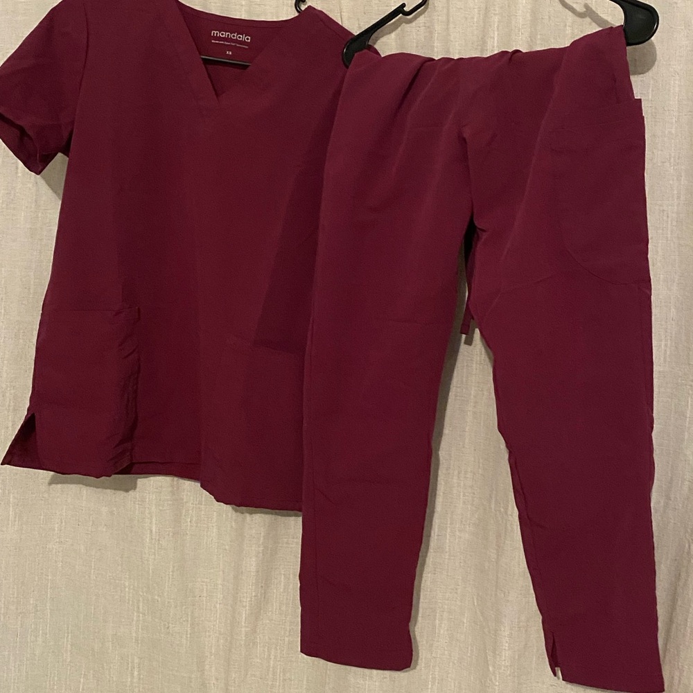 Mandala Burgundy/Red Scrubs